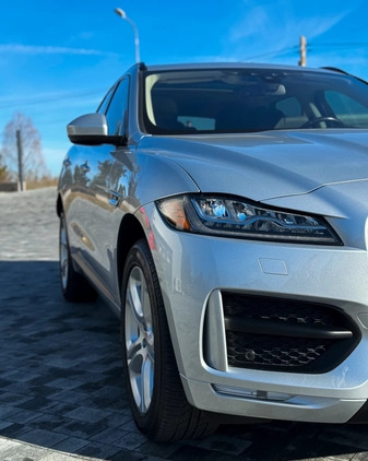 Jaguar F-Pace cena 142999 przebieg: 188000, rok produkcji 2017 z Jaworzno małe 631